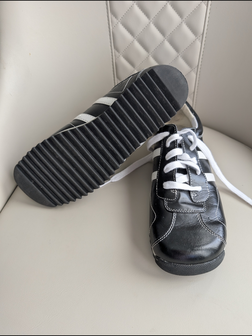 Steve Madden  Nelani Brin Black Y2K Leather Lace-Up Sneakers with White Stripes - Picture 4 of 5